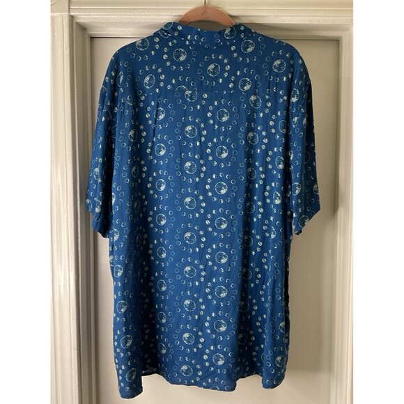NWT Earthbound Trading Company Men’s Shirt Celestial Moon Boho XL - Picture 5 of 5